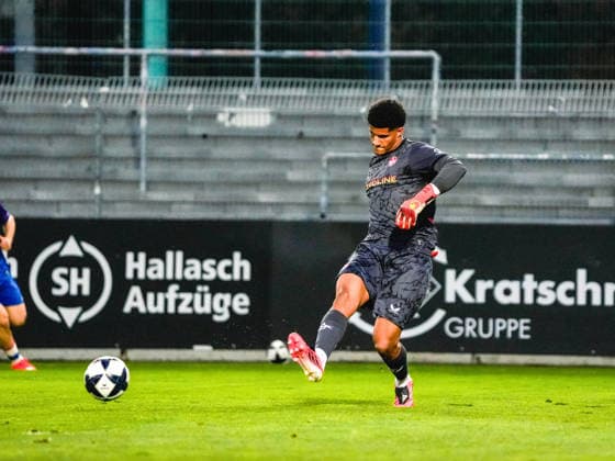02.10.2026, xwppx, Fussball Regionalliga Suedwest, SV Sandhausen - 1.FC Kaiserslautern II v.l. Yannick Onohiol (1. FC Kaiserslautern II)