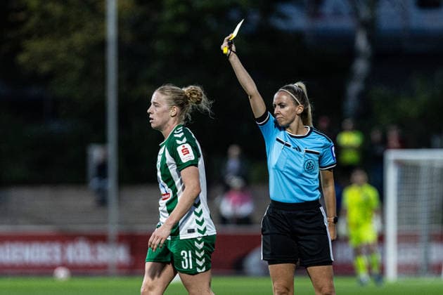 Google Pixel Frauen-Bundesliga: Bayer 04 Leverkusen Frauen - SV Werder Bremen Frauen; 02.10.2026 Julia Boike (Schiedsrichterin) Google Pixel Frauen-Bundesliga: Bayer 04 Leverkusen Frauen - SV Werder Bremen Frauen; BayArena, Leverkusen, 02.10.2026 DFL regulations prohibit any use of photographs as image sequences and or quasi video. Copyright: xBEAUTIFULxSPORTS Buriakovx