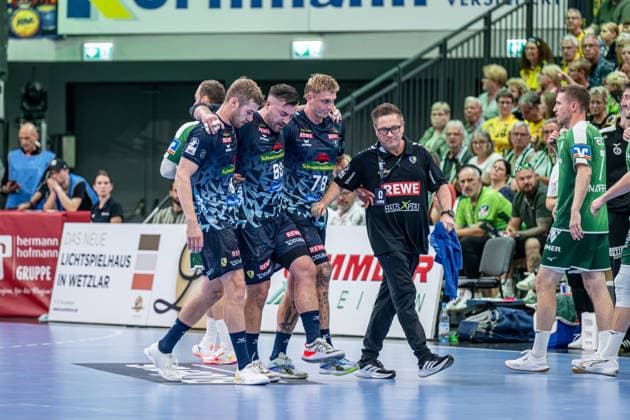 OPEL Handball Bundesliga; HSG Wetzlar - Rhein-Neckar-Löwen, 02.10.26 Jannik Kohlbacher (Rhein-Neckar Löwen, 80), Tim Nothdurft (Rhein-Neckar Löwen, 8), Edwin Aspenbäck (Rhein-Neckar Löwen, 78) OPEL Handball Bundesliga; HSG Wetzlar - Rhein-Neckar-Löwen: Wetzlar, 02.10.26 Copyright: xBEAUTIFULxSPORTS Roeczeyx