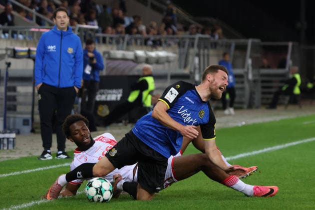 02.10.2026, Fussball, Herren, Testspiel, Saison 2026 2027, 1. FC Saarbrücken - AS Nancy-Lorraine, Christian Kühlwetter (1. FC Saarbruecken) Yannis Nahounou (AS Nancy-Lorraine) Saarbrücken Ludwigsparkstadion Saarland Deutschland Copyright: xFabianxKleerx