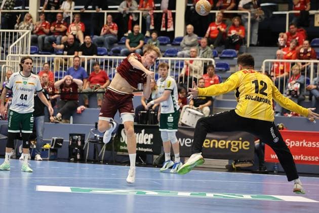 Handball - 2. Bundesliga Tusem Essen gegen SC DHfK Leipzig ** NUR FÜR REDAKTIONELLE ZWECKE ** EDITORIAL USE ONLY **<p>Finley Werschkull (Tusem Essen) wirft ein Tor beim Spiel der 2. Handball-Bundesliga zwischen Tusem Essen und SC DHfK Leipzig am 02. Oktober 2026 in der Sporthalle Am Hallo in Essen. Deutschland Nordrhein-Westfalen Essen Copyright: ChristofxKöpsel