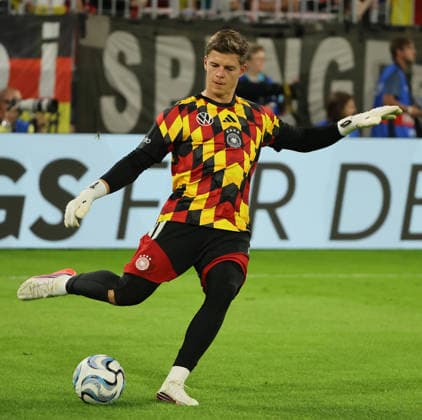 01.10.2026, Nations League , Deutschland vs Serbien, Allianz Arena Muenchen, Fussball im Bild: Finn Dahmen (Deutschland)