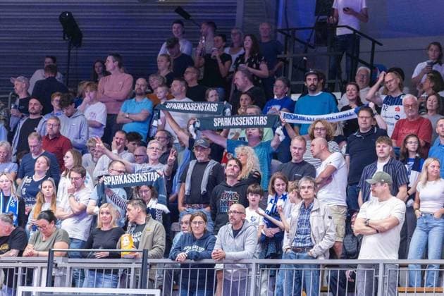 VfL Sparkassenstars Bochum - Eisbären Bremerhaven ** NUR FÜR REDAKTIONELLE ZWECKE ** EDITORIAL USE ONLY **<p>Fans. Basketball Barmer 2. Basketball Bundesliga VfL Sparkassenstars Bochum - Eisbären Bremerhaven am 02.10.2026 in Bochum. Bochum Copyright: JonasxRichter