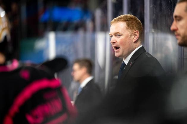 02.10.2026 - Eishockey - Saison 2026 2027 - Penny DEL - Nürnberg Ice Tigers Icetigers - Schwenninger Wild Wings Schwenningen - ThHa - xthxhax - Mitch O Keefe (Trainer, Headcoach, Nürnberg Ice Tigers, NIT )