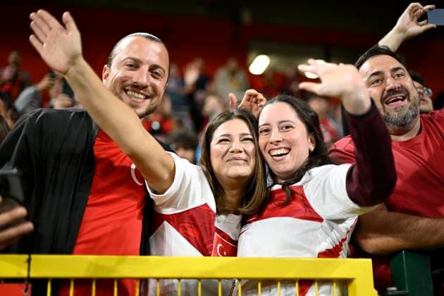 Belgium v Turkey - UEFA Nations League 2026 LIEGE, BELGIUM - OCTOBER 02 : Illustration picture of Supporters and fans during the UEFA Nations League tournament league phase matchday 3 group A1 match between Belgium and Turkey on October 2, 2026 in Liege, Belgium, 02 10 2026 Liege Belgium  Copyright: xNicoxVereeckenx