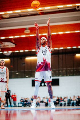 BB-2BL SBB Boerde Baskets - Giessen 46ers Kyndahl Hill (SBB Boerde Baskets) waehrend der Saison 2026-2027 in der 2. Barmer Basketball Bundesliga Pro A am 2. Spieltag SBB Baskets und Giessen 46ers in der Wolfgang-Lakenmacher-Halle am 2. October 2026 in Magdeburg, Sachsen Anhalt, Deutschland