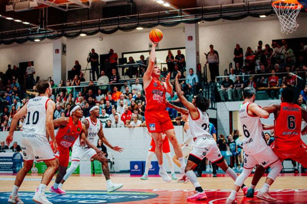 BB-2BL SBB Boerde Baskets - Giessen 46ers Till Gloger (GIESSEN 46ers) waehrend der Saison 2026-2027 in der 2. Barmer Basketball Bundesliga Pro A am 2. Spieltag SBB Baskets und Giessen 46ers in der Wolfgang-Lakenmacher-Halle am 2. October 2026 in Magdeburg, Sachsen Anhalt, Deutschland