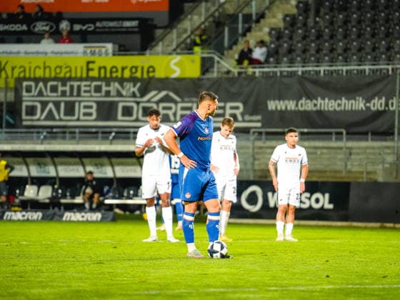 02.10.2026, xwppx, Fussball Regionalliga Suedwest, SV Sandhausen - 1.FC Kaiserslautern II v.l. Oleg Skakun (1. FC Kaiserslautern II) vergibt Elfmeter