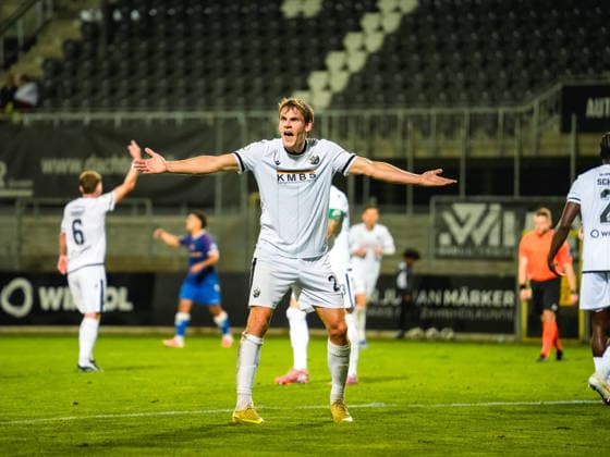 02.10.2026, xwppx, Fussball Regionalliga Suedwest, SV Sandhausen - 1.FC Kaiserslautern II v.l. Ken Gipson (SV Sandhausen)