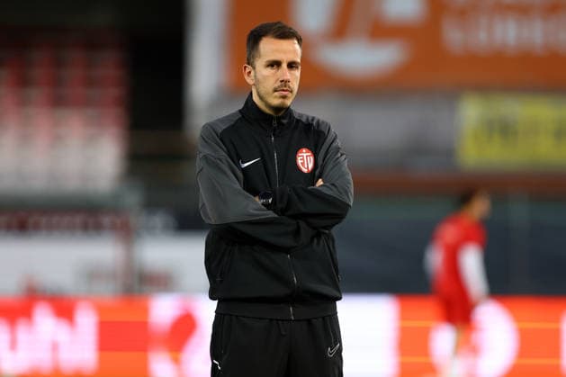 Can Schultz (Trainer, Eimsbütteler TV) Fußball I Herren I Regionalliga Nord I Saison 2026-2027 I 12. Spieltag I VfB Lübeck - Eimsbütteler TV I 02.10.2026 I Stadion an der Lohmühle