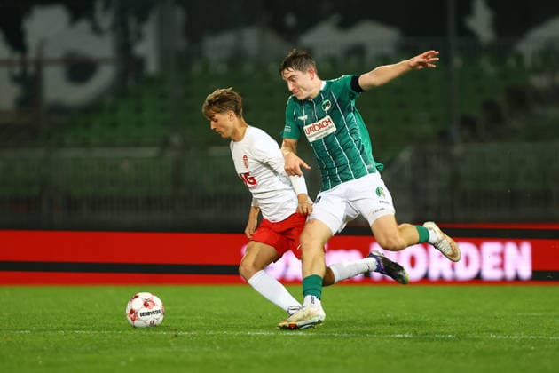 6 Bjarne Pfundheller (VfB Lübeck), 14 Nick Hoffmann (Eimsbütteler TV) Fußball I Herren I Regionalliga Nord I Saison 2026-2027 I 12. Spieltag I VfB Lübeck - Eimsbütteler TV I 02.10.2026 I Stadion an der Lohmühle