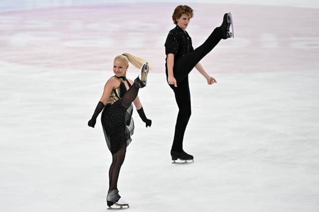 LJUBLJANA; SLOVENIJA - OCTOBER 02: Sofiia Beznosikova and Max Leleu of Azerbaijan in action during the Junior Ice Dance - Rhythm Dance on the ISU Figure skating, Eiskunstlauf Junior Grand Prix Ljubljana 2026 in Hala Tivoli on October 02, 2026 in Ljubljana, Slovenia. (Photo by Igor Kupljenik Sports Press Photo). Copyright: xIgorxKupljenikx xSPPx Sportspressphoto_SPR243872