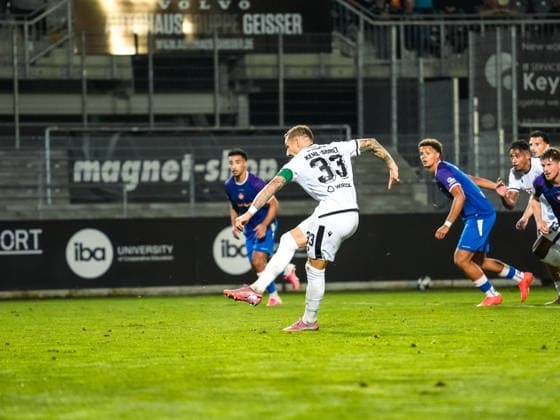 02.10.2026, xwppx, Fussball Regionalliga Suedwest, SV Sandhausen - 1.FC Kaiserslautern II v.l. Marco Kehl-Gomez (SV Sandhausen) zum 1:0 per Elfmeter