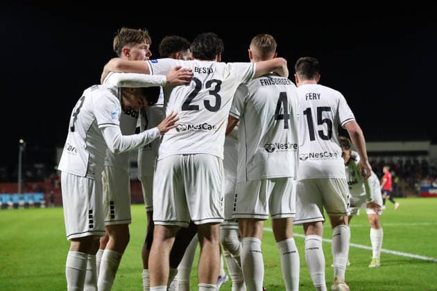 02.10.2026, Fussball, Herren, Regionalliga Bayern, Saison 2026 2027, 12. Spieltag: SpVgg Unterhaching - FC Schweinfurt 05 Schweinfurt feiert das 1:0 Unterhaching Uhlsport-Park Unterhaching Bayern Deutschland