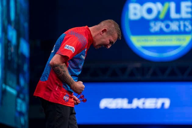 2026 BOYLE Sports World Grand Prix Nathan Aspinall celebrates winning the second set against ˜Ryan Joyce during the 2026 Boyle Sports World Grand Prix Quarter-Finals at Mattioli Arena, Leicester, United Kingdom on 2 October 2026 Credit: Alex Young Every Second Media Editorial use only. All images are copyright Every Second Media Limited. No images may be reproduced without prior permission. Copyright: xIMAGO EveryxSecondxMediax ESM-2197-0012 AlexxYoungx xEveryxSecondxMediax
