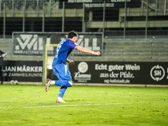 02.10.2026, xwppx, Fussball Regionalliga Suedwest, SV Sandhausen - 1.FC Kaiserslautern II v.l. Jubel von Dion Hofmeister (1. FC Kaiserslautern II) nach dem 1:1 per Elfmeter