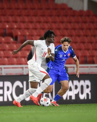U21, U 21 England v U21 Slovakia, U21 UEFA EUROPEAN CHAMPIONSHIPS Tyrique GEORGE of England and Hugo Pavek of Slovakiabattle for the ball during the U21 UEFA EUROPEAN CHAMPIONSHIPS match between U21 England and U21 Slovakia at the Bet365 Stadium, Stoke-on-Trent, UK on 2 October 2026. Stoke-on-Trent Bet365 Stadium Staffordshire UK Editorial use only , Copyright: xMarkxDunnx PSI-24952-0010