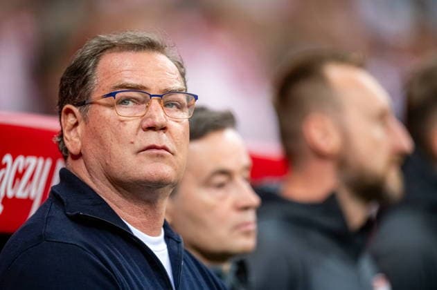 WARSAW, POLAND - OCTOBER 2: Coach Jan Urban during the UEFA Nations League Group B4 Round 3 MD1 match between Poland nad Romania at PGE Narodowy on October 2, 2026 in Warsaw, Poland --- Pilka nozna. Liga Narodow. Polska - Rumunia. (Photo by Kai Taller Arena Akcji) NEWSPIX.PL --- newspix.pl POLAND OUT! 