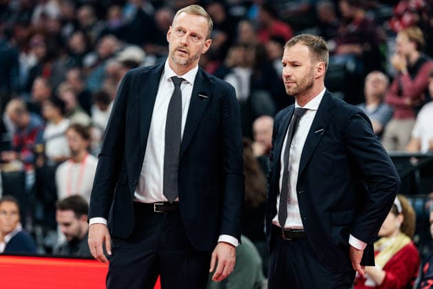 MUNICH, GERMANY - OCTOBER 02: Arne Woltmann (Co-Trainer FC Bayern Muenchen) and Anton Gavel (Headcoach FC Bayern Muenchen) before the Turkish Airlines EuroLeague match between FC Bayern Muenchen vs. Partizan Mozzart Bet Belgrade at SAP Garden on round 3 of Turkish Airlines EuroLeague on October 02, 2026 in Munich, Germany. Bavaria Germany Copyright: xSteffiexWunderlx