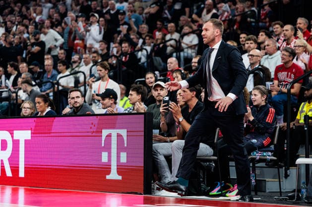 MUNICH, GERMANY - OCTOBER 02: Anton Gavel (Headcoach FC Bayern Muenchen) during the Turkish Airlines EuroLeague match between FC Bayern Muenchen vs. Partizan Mozzart Bet Belgrade at SAP Garden on round 3 of Turkish Airlines EuroLeague on October 02, 2026 in Munich, Germany. Bavaria Germany Copyright: xSteffiexWunderlx