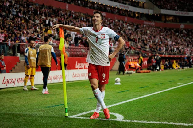 Robert Lewandowski seen celebrating after scoring goal during Nations League Division B MD1 game between national teams of Poland and Romania (Maciej Rogowski Ball Raw Images) Warsaw PGE Narodowy Poland Copyright: xMaciejxRogowskix maciejrogowski_poland_romania_2627-29