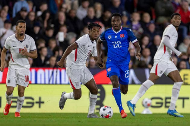 RECORD DATE NOT STATED 2nd October 2026; bet365 Stadium, Stoke-on-Trent, England; UEFA U21, U 21 Championship Qualification Football, England U21 versus Slovakia U21; Samuel Amo-Ameyaw of England under pressure from Samuel Gidi of Slovakia TimxWilliams