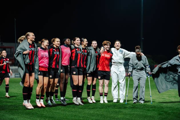 02.10.26, Women, Football, Google Pixel Frauen Bundesliga, Season 2026 2027, Bayer 04 Leverkusen - SV Werder Bremen, Matchday 6 Team of Bayer 04 Leverkusen celebration of the win in front of their fans Leverkusen Ulrich-Haberland-Stadion NRW Deutschland
