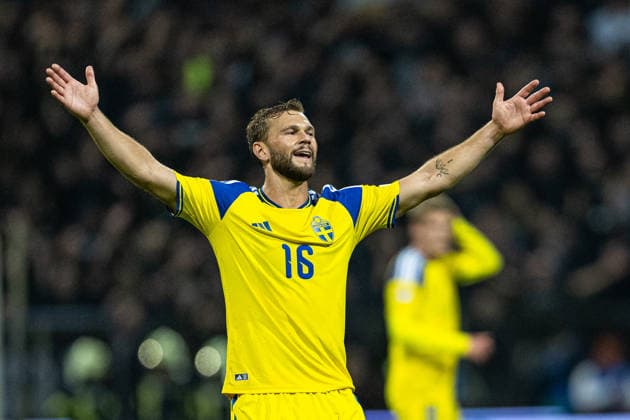 261002 Jesper Karlström of Sweden reacts during the Nations League football match between Bosnia and Herzegovina and Sweden on October 2, 2026 in Zenica. Photo: Ludvig Thunman BILDBYRAN kod LT LT0823 fotboll football soccer fotball nations league uefa nations league bosnia and herzegovina sverige sweden sverige a bbeng Copyright: LUDVIGxTHUNMAN BB261002LT149