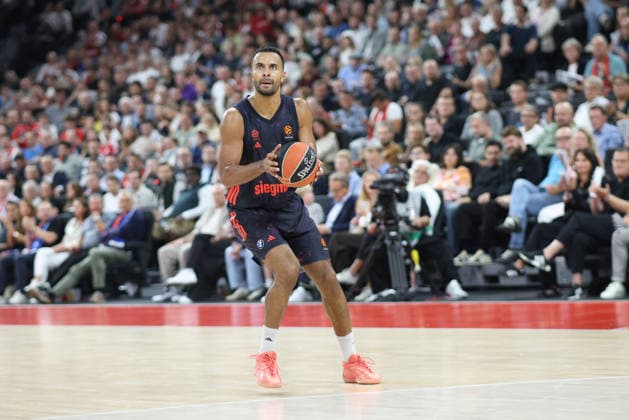 Johannes Thiemann (FC Bayern Basketball, 32) mit Ball, GER, FC Bayern Basketball vs. Partizan Mozzart Bet Belgrad, Basketball, Euroleague, 3. Spieltag, Saison 2026 2027, 02.10.2026, GER, FC Bayern Basketball vs. Partizan Mozzart Bet Belgrad, Basketball, Euroleague, 3. Spieltag, Saison 2026 2027, 02.10.2026 Muenchen Copyright: xEibner-Pressefoto JennixMaulx EP_JML