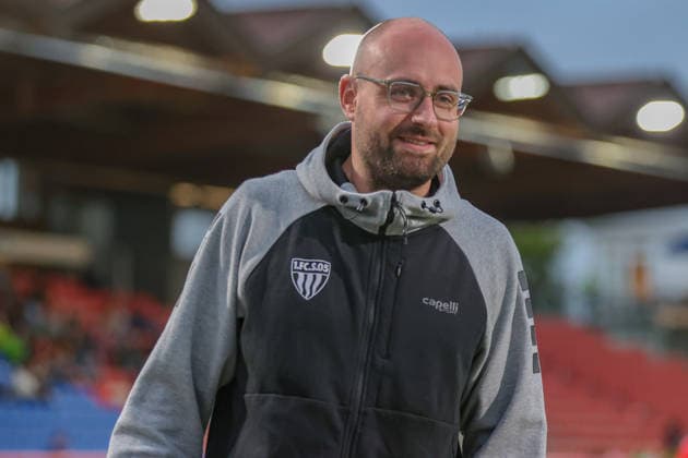 02.10.2026, Fussball, Herren, Regionalliga Bayern, Saison 2026 2027, 12. Spieltag: SpVgg Unterhaching - FC Schweinfurt 05 Trainer Jan Gernlein (FC Schweinfurt 05), Einzelbild Unterhaching Uhlsport-Park Unterhaching Bayern Deutschland