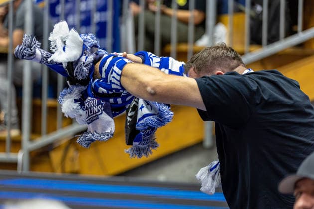 Freisteller Emotionen Jubel Florian Flabb (HAKRO Merlins Crailsheim, Headcoach), GER, HAKRO Merlins Crailsheim vs. Tigers Tuebingen, Basketball, 2. Basketball Bundesliga, Pro A, 02. Spieltag, Spielzeit 2026 2027, 02.10.2026, GER, HAKRO Merlins Crailsheim vs. Tigers Tuebingen, Basketball, 2. Basketball Bundesliga, Pro A, 02. Spieltag, Spielzeit 2026 2027, 02.10.2026 Ilshofen Copyright: xEibner-Pressefoto JanixPlessx EP_JPL