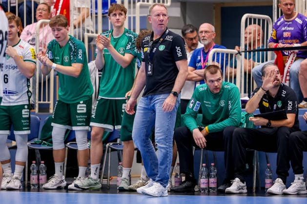 02.10.2026, 6. Spieltag der 2. Handball-Bundesliga, TuSEM Essen - SC DHfK Leipzig. Trainer Frank Carstens (SC DHFK Leipzig hc) NRW Deutschland