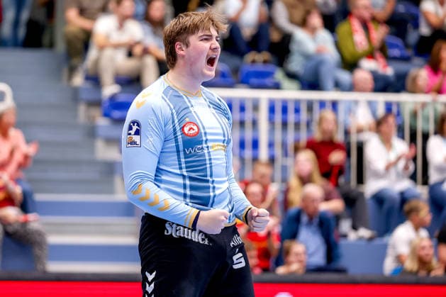 02.10.2026, 6. Spieltag der 2. Handball-Bundesliga, TuSEM Essen - SC DHfK Leipzig. Finn Knaack (TUSEM Essen 12) jubelnd NRW Deutschland
