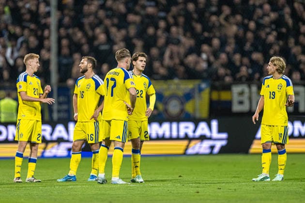 261002 Hugo Larsson, Jesper Karlström, Viktor Gyökeres, Besfort Zeneli and Sebastian Nanasi of Sweden during the Nations League football match between Bosnia and Herzegovina and Sweden on October 2, 2026 in Zenica. Photo: Ludvig Thunman BILDBYRAN kod LT LT0823 fotboll football soccer fotball nations league uefa nations league bosnia and herzegovina sverige sweden sverige a bbeng Copyright: LUDVIGxTHUNMAN BB261002LT163