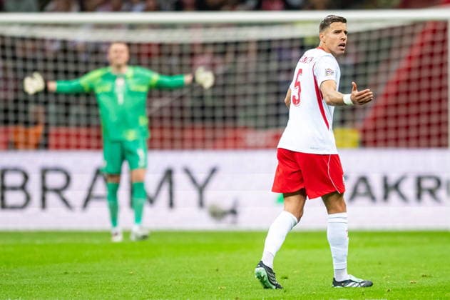 WARSAW, POLAND - OCTOBER 2: Jan Bednarek during the UEFA Nations League Group B4 Round 3 MD1 match between Poland nad Romania at PGE Narodowy on October 2, 2026 in Warsaw, Poland --- Pilka nozna. Liga Narodow. Polska - Rumunia. (Photo by Kai Taller Arena Akcji) NEWSPIX.PL --- newspix.pl POLAND OUT! 