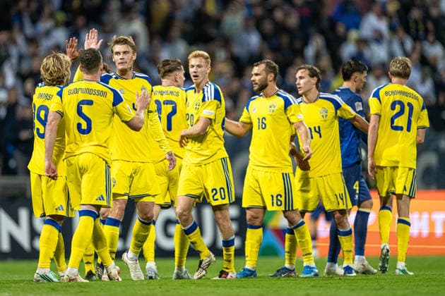261002 Viktor Gyökeres of Sweden celebrate with teammates after 0-1 during the Nations League football match between Bosnia and Herzegovina and Sweden on October 2, 2026 in Zenica. Photo: Ludvig Thunman BILDBYRAN kod LT LT0823 fotboll football soccer fotball nations league uefa nations league bosnia and herzegovina sverige sweden sverige a bbeng jubel Copyright: LUDVIGxTHUNMAN BB261002LT172