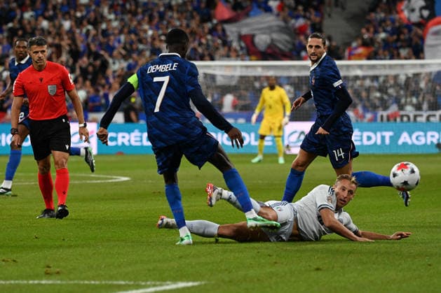 SOCCER - UEFA Nations League - France vs. Italy Photo by IPA ABACAPRESS.COM89230908 - Davide Frattesi (Italy) against Ousmane Dembélé (France) during the France vs. Italy UEFA Nations League soccer match in Paris, France, on October 2, 2026 Paris France  Copyright: xIPAxSport ABACAx