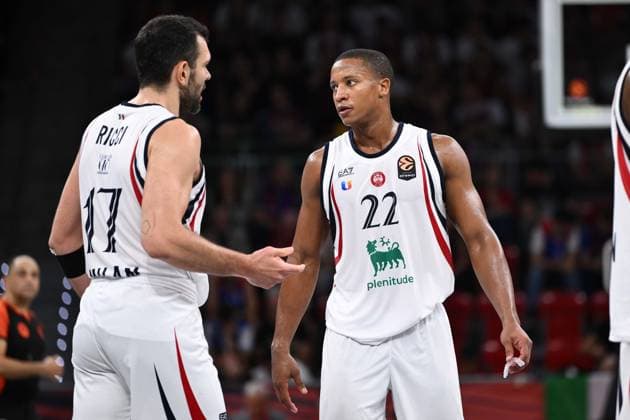 Giampaolo Ricci, Devon Hall Kosner Baskonia Vitoria-Gasteiz - Armani Olimpia Milano EuroLeague 2026-27 Vitoria-Gasteiz, 02 10 2026 Foto M.Ceretti Ciamillo-Castoria Vitoria-Gasteiz  Copyright: xMassimoxCerettix