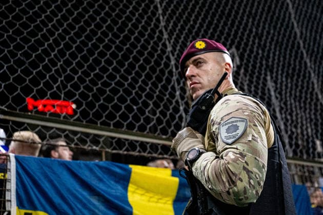 261002 Security guard during the Nations League football match between Bosnia and Herzegovina and Sweden on October 2, 2026 in Zenica. Photo: Ludvig Thunman BILDBYRAN kod LT LT0823 fotboll football soccer fotball nations league uefa nations league bosnia and herzegovina sverige sweden sverige a bbeng Copyright: LUDVIGxTHUNMAN BB261002LT195