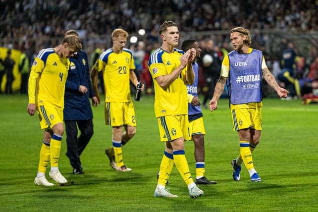 261002 Viktor Gyökeres of Sweden looks dejected after the Nations League football match between Bosnia and Herzegovina and Sweden on October 2, 2026 in Zenica. Photo: Ludvig Thunman BILDBYRAN kod LT LT0823 fotboll football soccer fotball nations league uefa nations league bosnia and herzegovina sverige sweden sverige a bbeng depp Copyright: LUDVIGxTHUNMAN BB261002LT199