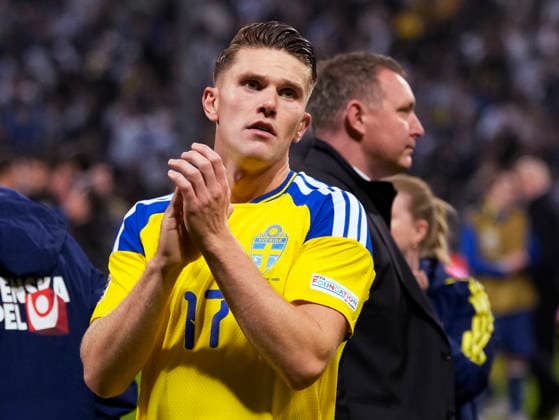 ZENICA, BOSNIA AND HERZEGOVINA 20261002 Sweden s Viktor Gyökeres celebrates his goal, 0-1, together with Gabriel Gudmundsson during Friday s Nations League soccer match between Bosnia and Herzegovina and Sweden at Bilino Polje stadium in Zenica.