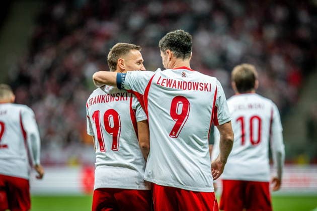 2026.10.02 Warszawa Pilka nozna, UEFA, Liga Narodow, stadion PGE Narodowy, Polska - Rumunia N z Przemyslaw Frankowski gol radosc bramka goal Robert Lewandowski Foto Mateusz Porzucek PressFocus 2026.10.02 Warszawa UEFA Nations League Group Stage, Poland - Romania Polska - Rumunia Przemyslaw Frankowski gol radosc bramka goal Robert Lewandowski Credit: Mateusz Porzucek PressFocus NEWSPIX.PL --- newspix.pl POLAND OUT! 