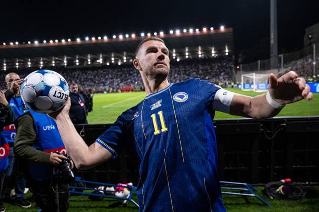 261002 Edin DÅ¾eko of Bosnia and Herzegovina after the Nations League football match between Bosnia and Herzegovina and Sweden on October 2, 2026 in Zenica. Photo: Ludvig Thunman BILDBYRAN kod LT LT0823 fotboll football soccer fotball nations league uefa nations league bosnia and herzegovina sverige sweden sverige a bbeng Copyright: LUDVIGxTHUNMAN BB261002LT208