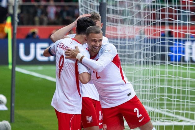 WARSAW, POLAND - OCTOBER 2: Robert Lewandowski celebrates a goal during the UEFA Nations League Group B4 Round 3 MD1 match between Poland nad Romania at PGE Narodowy on October 2, 2026 in Warsaw, Poland --- Pilka nozna. Liga Narodow. Polska - Rumunia. (Photo by Igor Jakubowski Arena Akcji) NEWSPIX.PL --- newspix.pl POLAND OUT! 