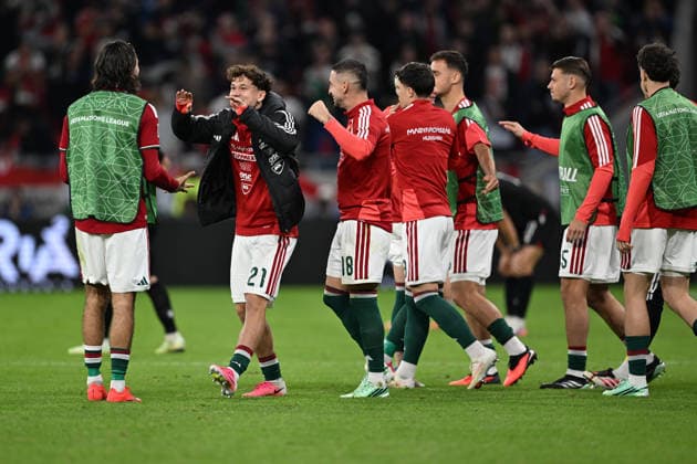 IPA89234160 - Final greetings from the Hungarian players during the Nations League, Matchday 3, League B, Group B2, between Hungary and Georgia, on October 2, 2026, at the Puskás Arena in Budapest, Hungary  Copyright: xVincenzoxOrlando IPAxSportx xx IPA89234160
