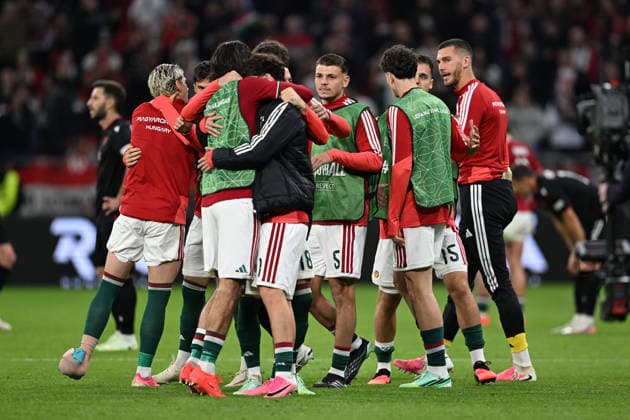 IPA89234170 - Final greetings from the Hungarian players during the Nations League phase, Matchday 3, League B Group B2, between Hungary and Georgia, on October 2, 2026, at the Puskás Arena in Budapest, Hungary  Copyright: xVincenzoxOrlando IPAxSportx xx IPA89234170