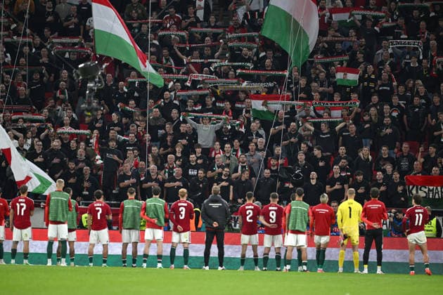 IPA89234176 - Final greetings from the Hungarian players during the Nations League, Matchday 3, League B, Group B2, between Hungary and Georgia, on October 2, 2026, at the Puskás Arena in Budapest, Hungary  Copyright: xVincenzoxOrlando IPAxSportx xx IPA89234176
