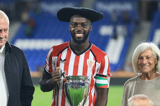 ESP: Euskal Herria Txapela Real Sociedad - Atletico Madrid Athletic Club wins the game and wins the Euskal Herria, And Athletic s Inaki Williams receives the trophy wearing the txapela. during friendly match Euskal Herria Txapela 2026-27 between Real Sociedad - Atletico Madrid played at Anoeta Stadium in Gipuzcoa on September 14, 2026 in Spain Spain Futbol Copyright: xAgenciaxLOFx
