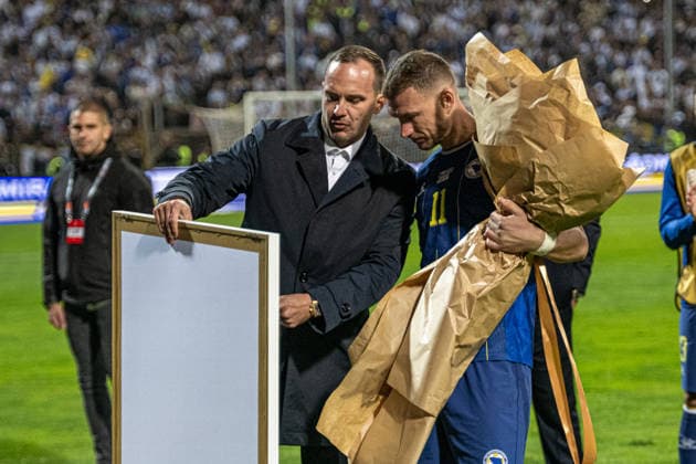 261002 Edin DÅ¾eko of Bosnia and Herzegovina after the Nations League football match between Bosnia and Herzegovina and Sweden on October 2, 2026 in Zenica. Photo: Ludvig Thunman BILDBYRAN kod LT LT0823 fotboll football soccer fotball nations league uefa nations league bosnia and herzegovina sverige sweden sverige a bbeng Copyright: LUDVIGxTHUNMAN BB261002LT238