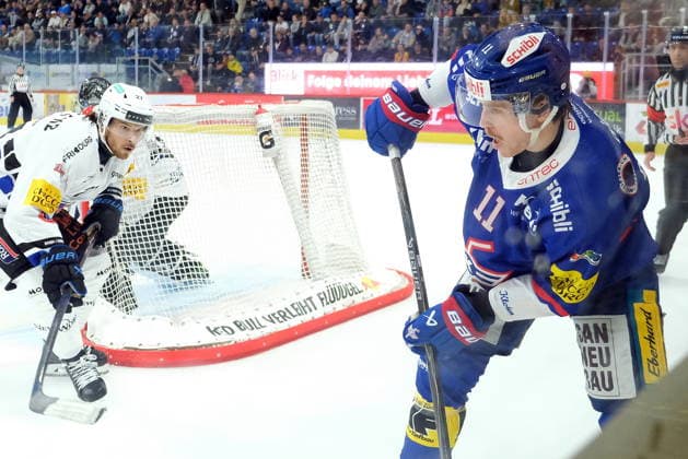 RECORD DATE NOT STATED National League 2026-27 EHC Kloten vs Fribourg-Gotteron - Kloten forward Keanu Derungs (11) targeted by fribourg Yannick Rathgeb (27) Swiss Arena, Kloten (ZH) Switzerland Copyright: xSergioxBrunettix